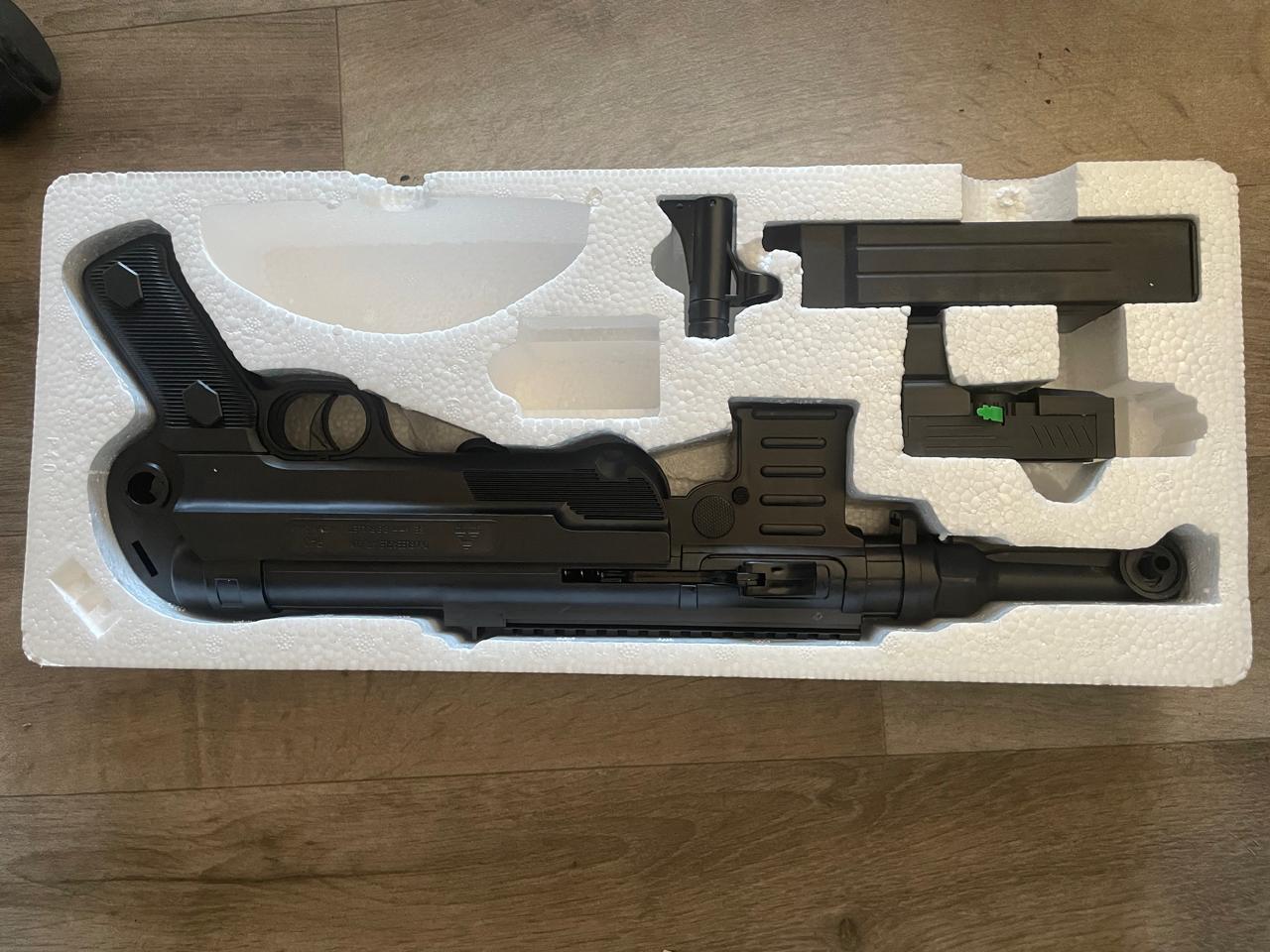 Air Soft Gun MP40
